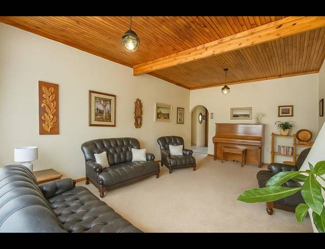 5 BEDROOM HOUSE FOR SALE IN ELARDUSPARK